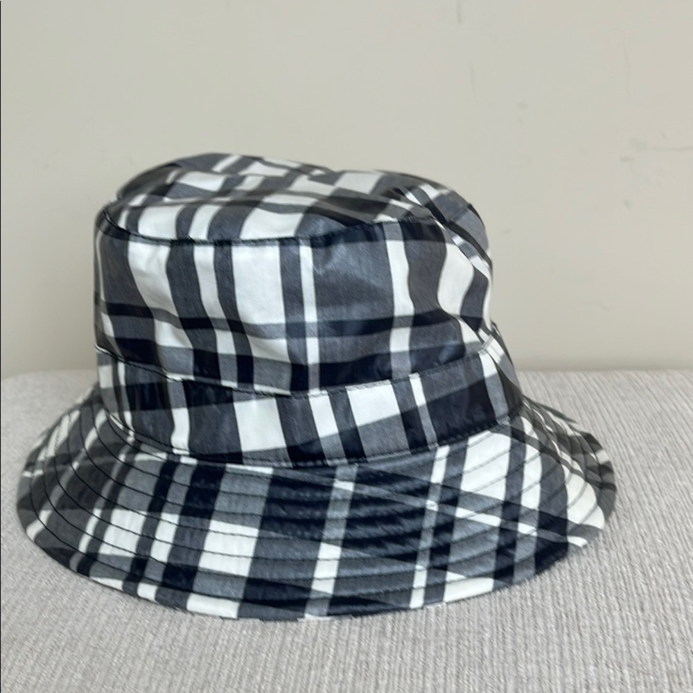 MAISON KITSUNE navy, and white plaid bucket hat -never worn